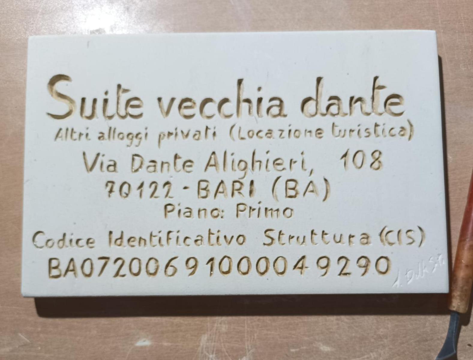 Suite Vecchia Dante Bari Exteriör bild