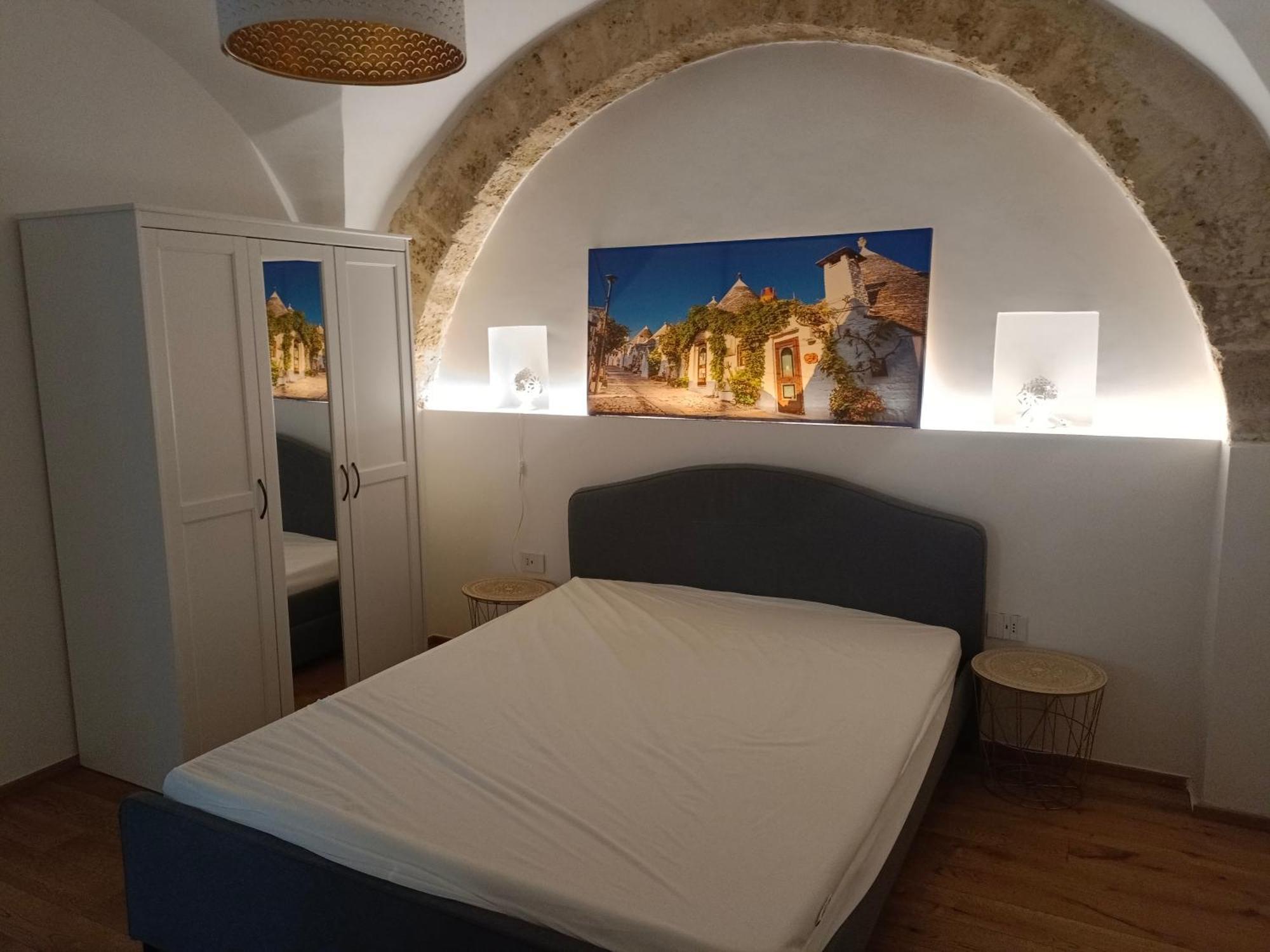 Suite Vecchia Dante Bari Exteriör bild